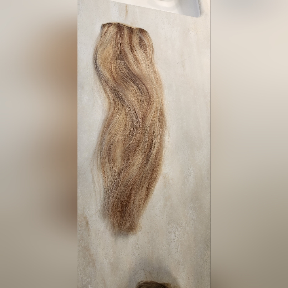Like new pony hair extension 18"